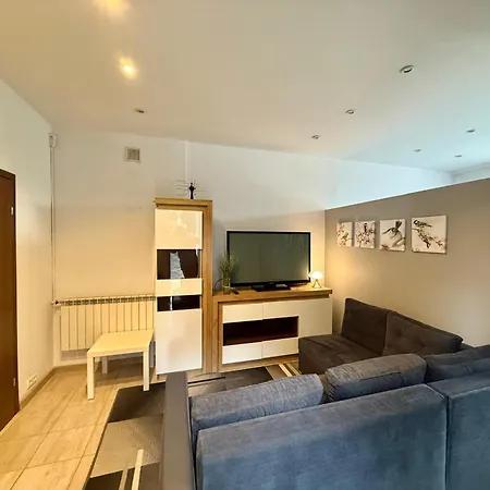 アパート Apartament Zabki